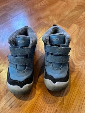 KEEN Knotch chukka mid-height Kids' Gray/Blue Winter Boot